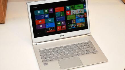 Das Acer Aspire S7 wurde konsequent auf Windows 8 hin entwickelt. Mit dem schicken Äußeren muss es sich auch vor Apple-Produkten nicht verstecken.