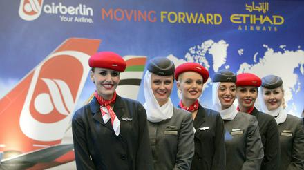 Gemeinsam fliegen. Air Berlin kann ab Mitte Januar 2016 gut ein Drittel weniger Flüge als bisher zusammen mit ihrem arabischen Partner Etihad Airways vermarkten. 