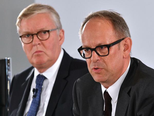 Vorstandschef von Air Berlin Thomas Winkelmann (links) und Air Berlins Generalbevollmächtigter Frank Kebekus Ende September in Berlin.