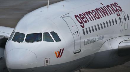 380 von 530 Flügen fallen aus: Germanwings-Maschinen bleiben heute in ganz Deutschland am Boden.