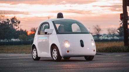 Googles "Driverless Car" wird seit Frühjahr auf Kaliforniens Straßen erprobt.