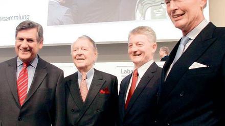 Die vier von der Konzernspitze: Ekkehard Schulz, Berthold Beitz, Heinrich Hiesinger und Gerhard Cromme (von links). Foto: dapd