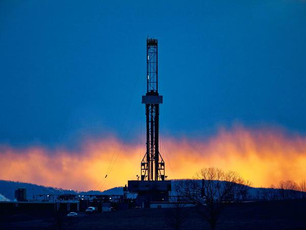 Ob auch Frackingfirmen ausgeschlossen sind, hängt vom Fonds ab.