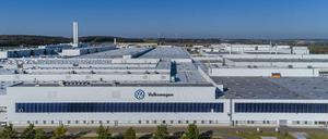7600 Mitarbeiter hat das VW-Werk im sächsischen Zwickau. Die Fabrik wird für 1,3 Milliarden Euro für die Elektromobilität umgerüstet. 