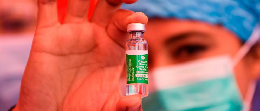 Corona-Impfstoff von Astrazeneca in einer Klinik in Indien 