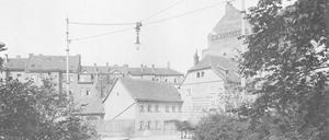 Auch in Erfurt: Stromzuführung und Aufzugsvorrichtung für eine Bogenlampe in der Johannesstraße (1913)