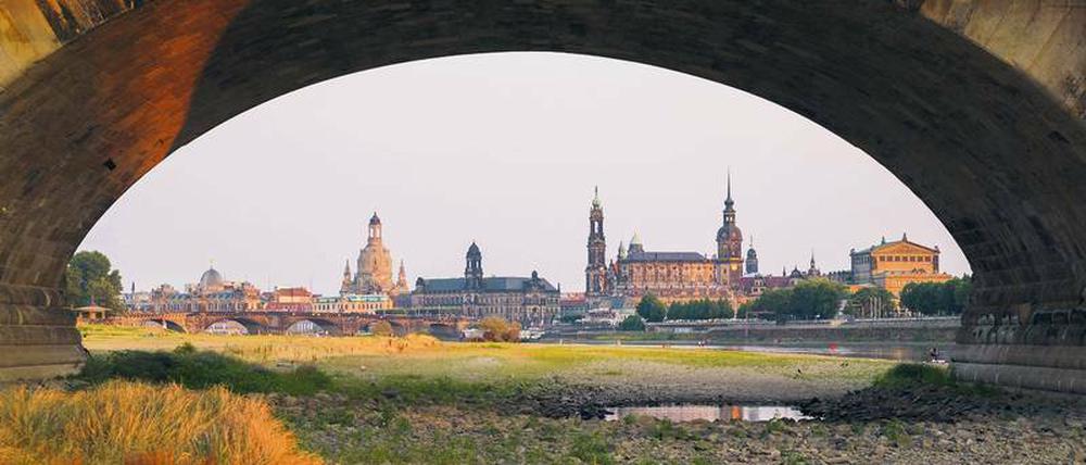 Werden große Mengen Grundwasser abgepumpt, wirkt sich das auf Flüsse aus – in Zukunft womöglich auch auf die Elbe. 