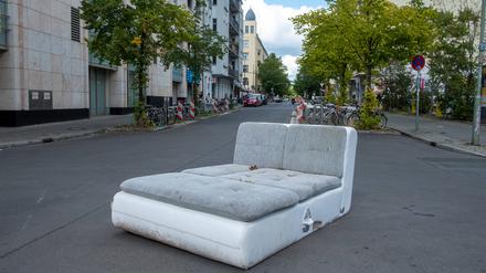 Junge Menschen brauchen eine bessere Unterkunft als ein Sofa auf der Straße, um erwachsen werden zu können.