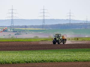 Landwirte sollen nach Ansicht der EU-Kommission länger von vereinfachten Regeln für Staatshilfe profitieren.