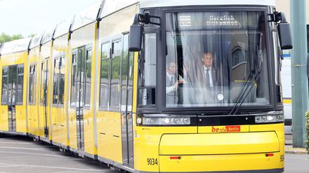 2029 soll die Straßenbahn am Rathaus Spandau halten. 