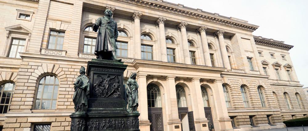 Das Berliner Abgeordnetenhaus soll Schutzsperren erhalten.