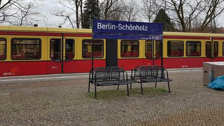 Die Züge endeten wegen der Razzia zwei Stunden lang im Bahnhof Schönholz.