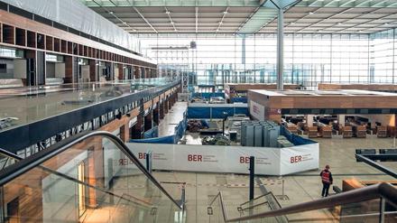 Die ursprünglich für den Herbst 2011 geplante Eröffnung der drittgrößten Flughafens ist schon fünf Mal verschoben worden.