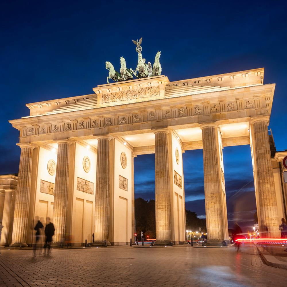Energiekrise in Berlin: Giffey Mitternacht am will nach abschalten Tor Brandenburger Beleuchtung