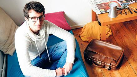 Spartanisch. Tagesspiegel-Autor Felix Hackenbruch, 24 Jahre, lebt seit einem Jahr aus Koffern. 