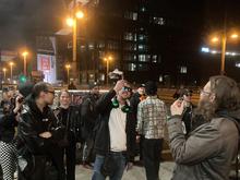 Hanfaktivisten auf Warschauer Brücke in Berlin: „Auch das Drogengesetz wird kippen, und das war heute der erste Schritt“