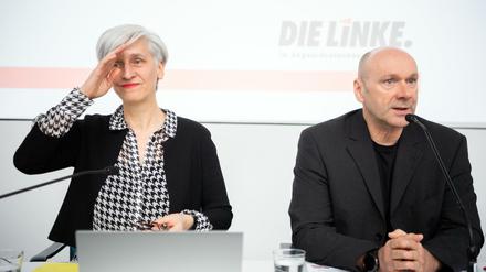Die bisherigen Fraktionsvorsitzenden Carola Bluhm und Udo Wolf bei einer Klausurtagung der Linken im März 2020 in Potsdam.