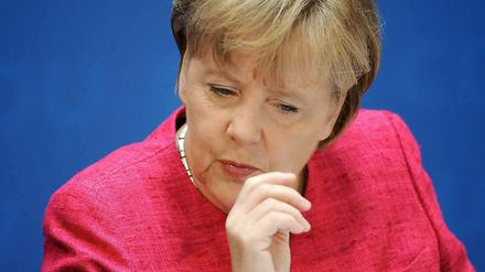 Höre, Basis. Angela Merkel am Samstag bei der CDU-Kreisvorsitzendenkonferenz in Berlin. Sie scheute keinen Vergleich, auch den mit Ludwig Erhard nicht.