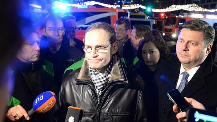 Direkt nach dem Terroranschlag waren der Regierende Bürgermeister Michael Müller und Innensenator Andreas Geisel zum Breitscheidplatz gekommen.