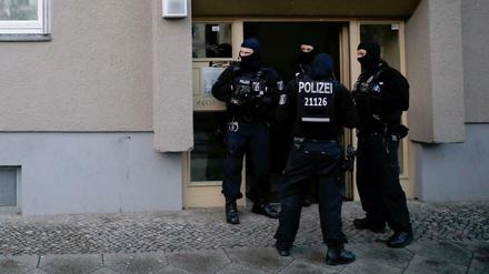 SEK-Beamte der Berliner Polizei durchsuchten im April die Wohnung von Peter G. 
