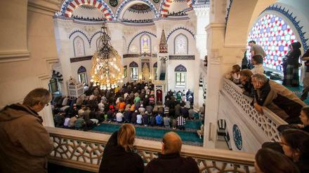 Der SPD-Politiker Ehrhart Körting schlägt finanzielle Hilfen für Moscheegemeinden vor, hier die Sehitlik-Moschee am Columbiadamm.