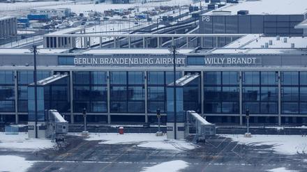 Der unbelebte Flughafen BER - bis hier wirklich Passagiere starten und landen können, kann es 2019 werden. 