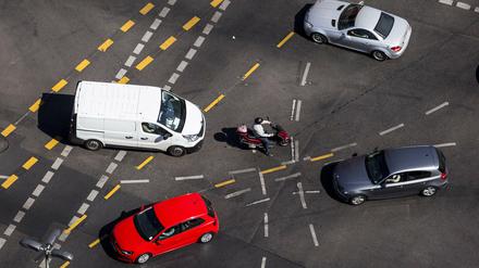Um mehr als ein Drittel stieg die Zahl der bei Verkehrsunfällen Verletzen in Berlin im Vergleich zum Vorjahreszeitraum.
