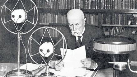 Fortschritt und Technik. Der demokratische Staatspräsident (hier 1932) liebte Innovationen wie das Radio. 