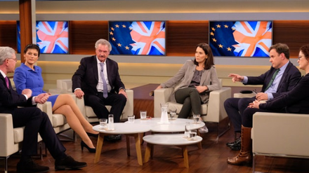 Debatte über das Brexit-Chaos: Anne Will und ihre Gäste