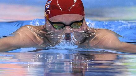 Der britische Schwimmer Adam Peaty stellte den 100-Meter-Weltrekord im Brustschwimmen bereits im Vorlauf ein.