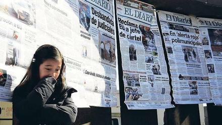 Trauer einer Tochter. Der Vater der achtjährigen Galia Rodriguez hat für die Zeitung „El Diario de Juarez“ über die Machenschaften der mexikanischen Drogenkartelle berichtet und wurde deshalb ermordet.
