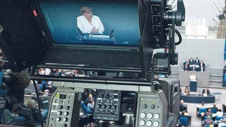Bilder aus dem Bundestag finden ein begrenztes Publikum. Foto: dpa