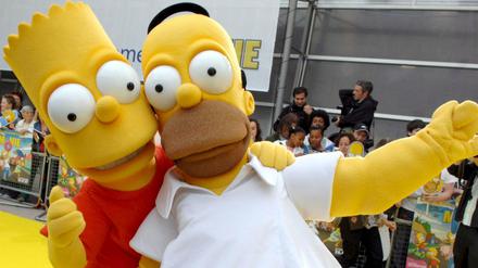 Als Homer und Bart Simpson verkleidete Schauspieler bei der Premiere des Films «Die Simpsons».