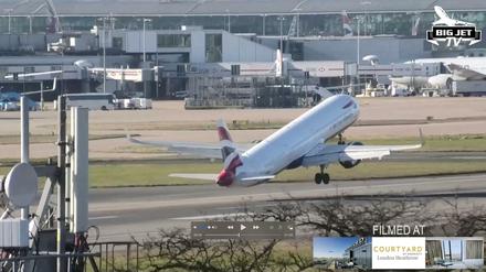 Bei Youtube ließ sich das Geschehen am Flughafen Heathrow beobachten.