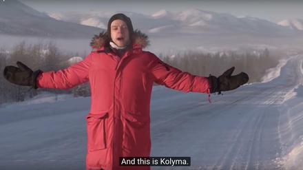 Der russische Youtuber Juri Dud in einer Szene seines Films "Kolyma", in dem er auf der Suche nach ehemaligen Straflagern zur Zeit des Sowjetdiktators Stalin reist.