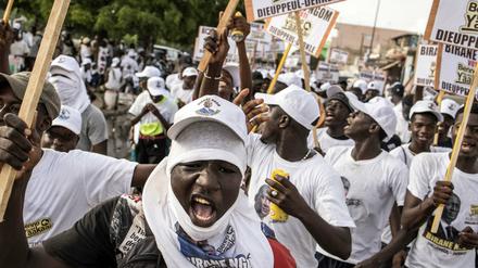 Unterstützer des senegalesischen Präsidenten Macky Sall.