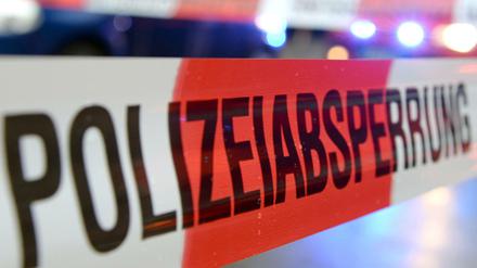 In Flensburg wurde eine 17-jährige mit mehreren Messerstichen getötet.