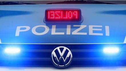 Die Polizei hat einen Übergriff in Berlin-Neukölln gemeldet.