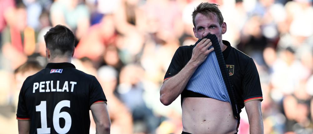 Mund abwischen und weitermachen. Niklas Wellen nach dem überraschenden Unentschieden gegen Wales.