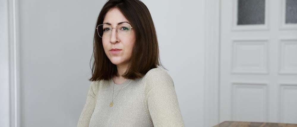 Die amerikanisch-deutsche Autorin Deborah Feldman wurde in New York geboren und lebt seit 2014 in Berlin.