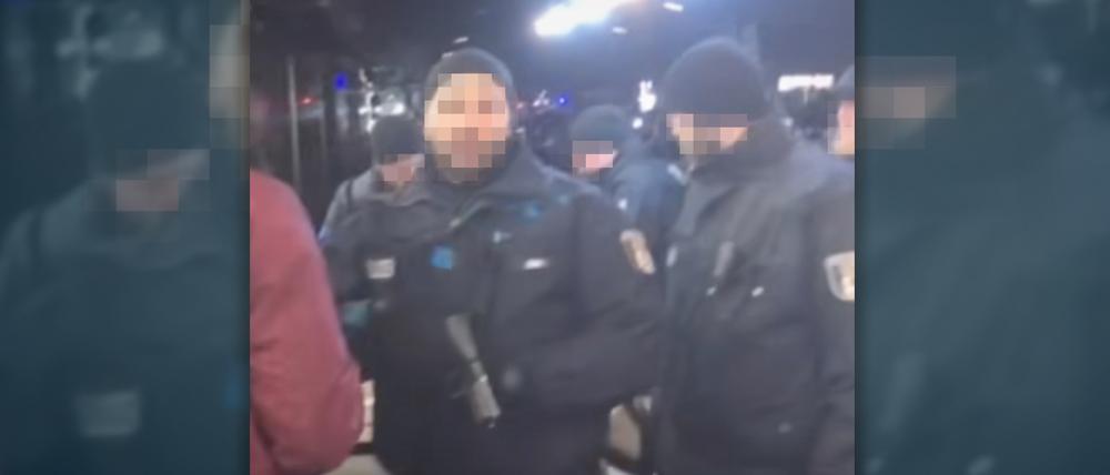 Screenshot aus einem auf Instagram verbreiteten Video vom Polizeieinsatz in der Neuköllner Sonnenallee.