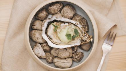 Das Auge isst mit: Austernarrangement im „Ryke“.