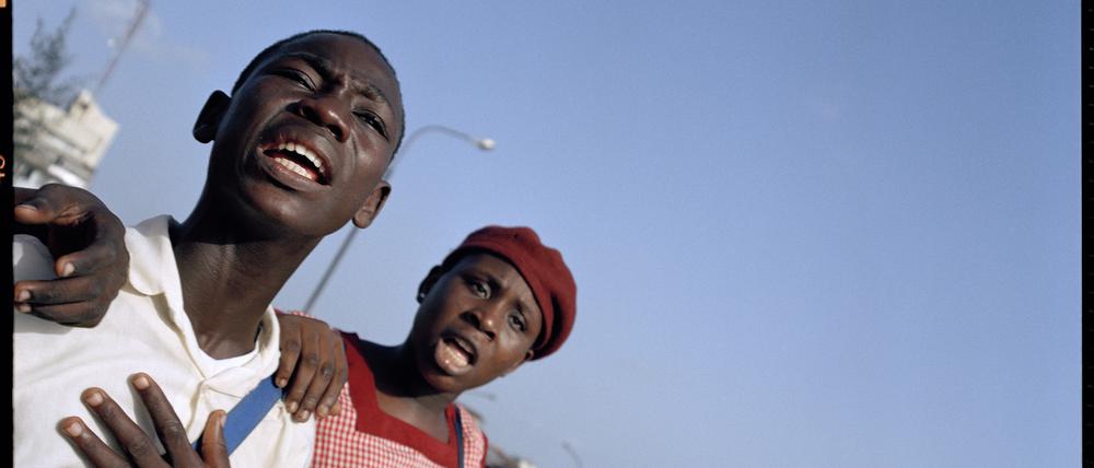 Akinbode Akinbiyi, Obálendé, Lagos, November 2002, Aus der Serie: „Black Spirituality“.