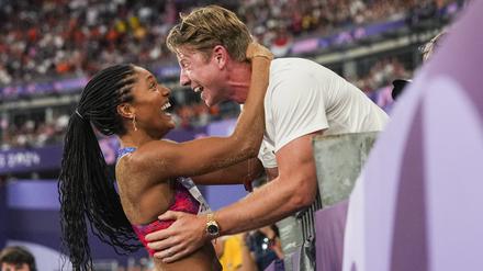 Doppelte Freude – das US-amerikanische Leichtathletik-Pärchen gewinnt bei den Olympischen und Paralympischen Spielen Doppel-Gold.