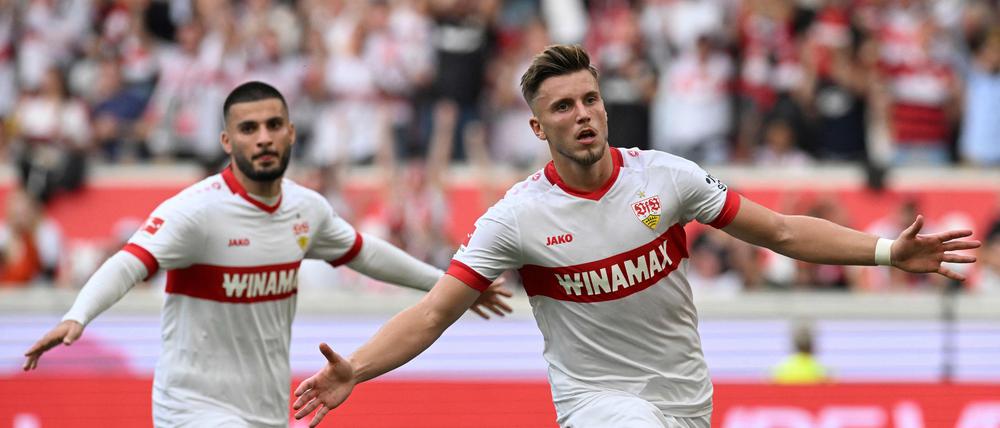 Ermedin Demirovic (rechts) und Deniz Undav brachten den VfB früh 2:0 in Führung.