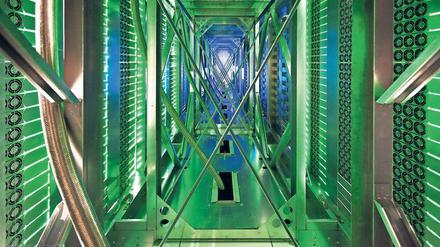 Blick in ein Rechenzentrum von Google (Archivbild).