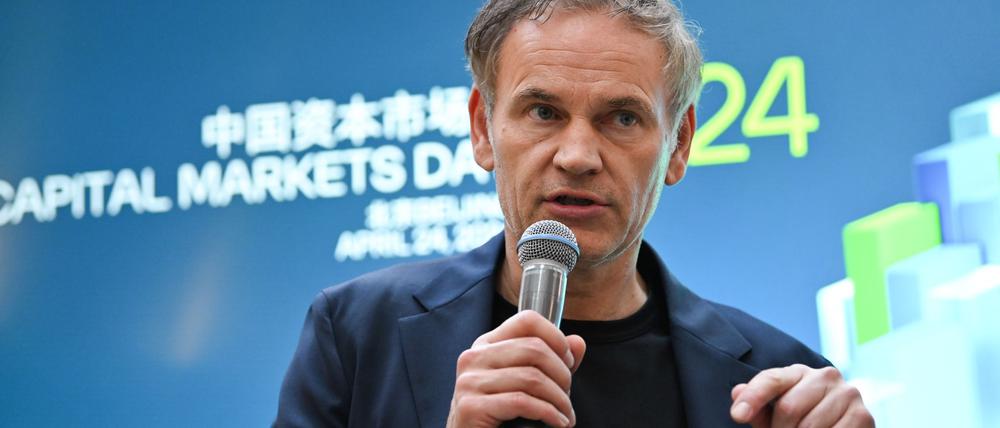 VW-Chef Blume will sich auf dem herausfordernden Automarkt in China nicht geschlagen geben. (Archivbild)