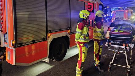 Berliner Feuerwehr an der Adalbertstraße im Einsatz