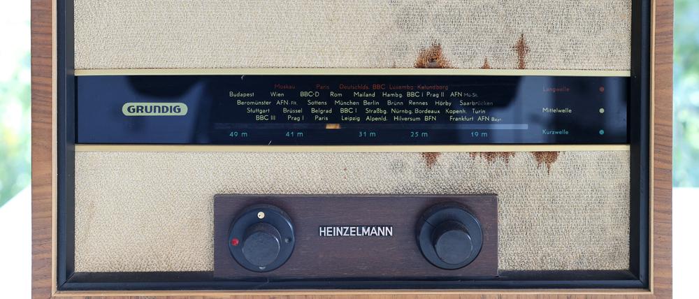 Radio Heinzelmann aus dem Jahr 1946 von Grundig.