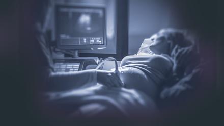 In einigen Fällen werden schwere Fehlbildungen des Kindes erst spät entdeckt.